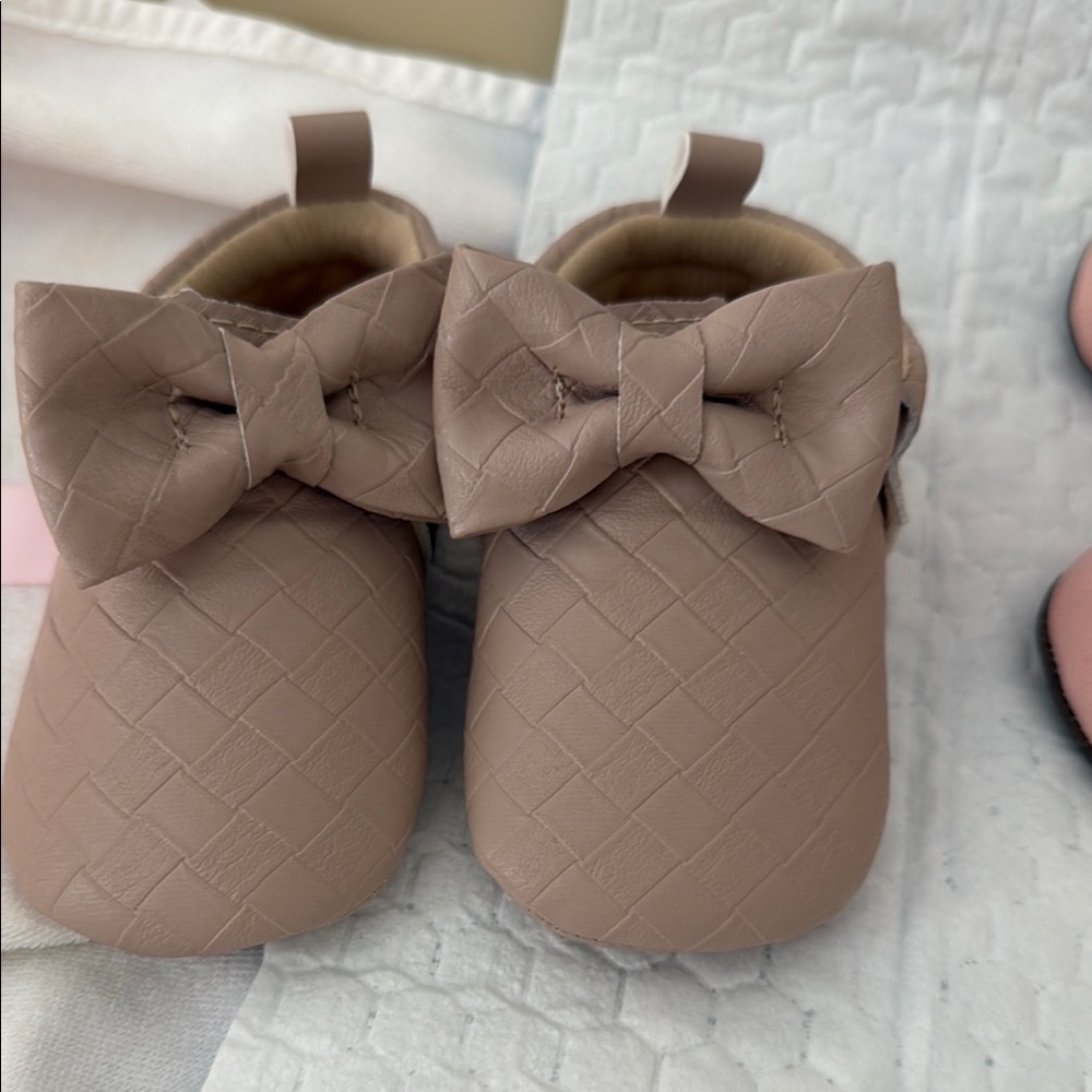 Brown Baby Moccasins with Bow